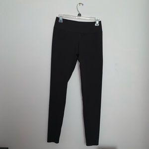 Uniqlo Airism High Waist leggings